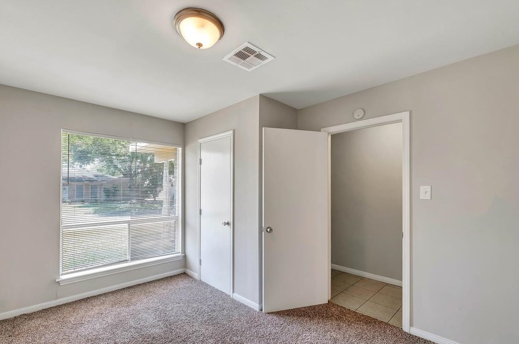 11862 S Evelyn Cir, Houston, TX 77071