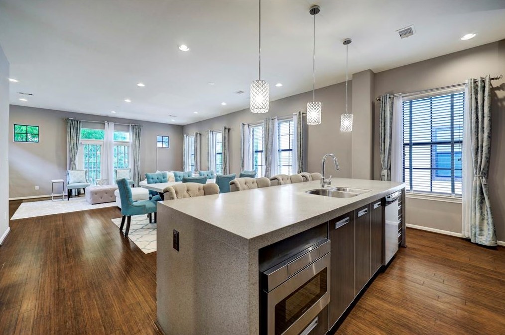 3939 Gibson St, Houston TX  77007-5763 exterior