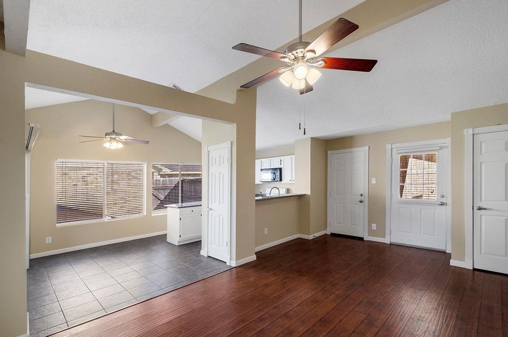 2602 Chimneystone Cir, Sugar Land TX  77479-1711 exterior