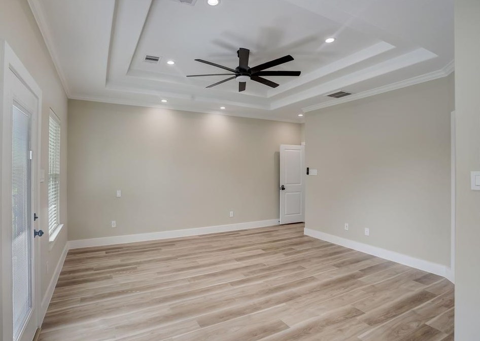 6515 Tuskegee St, Houston TX  77091-4128 exterior