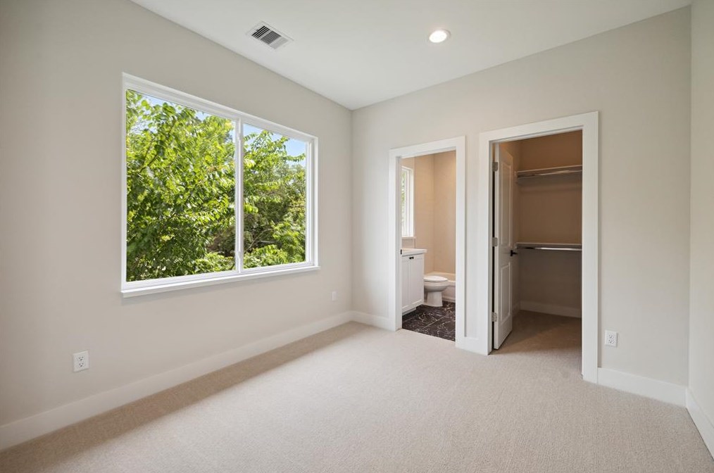 510 Janisch Rd, Houston TX 77018-2212 exterior