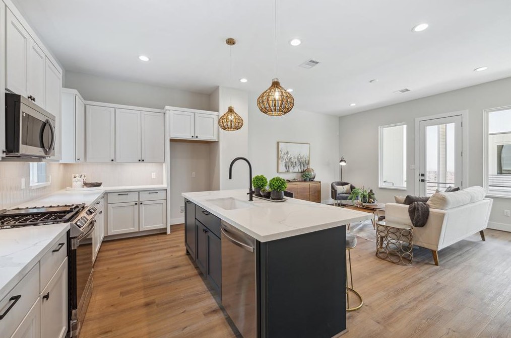 510 Janisch Rd, Houston TX 77018-2212 exterior