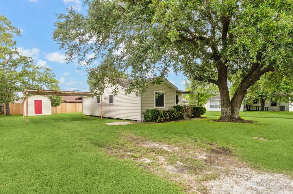 2510 35th Ave N, Texas City, TX 77590