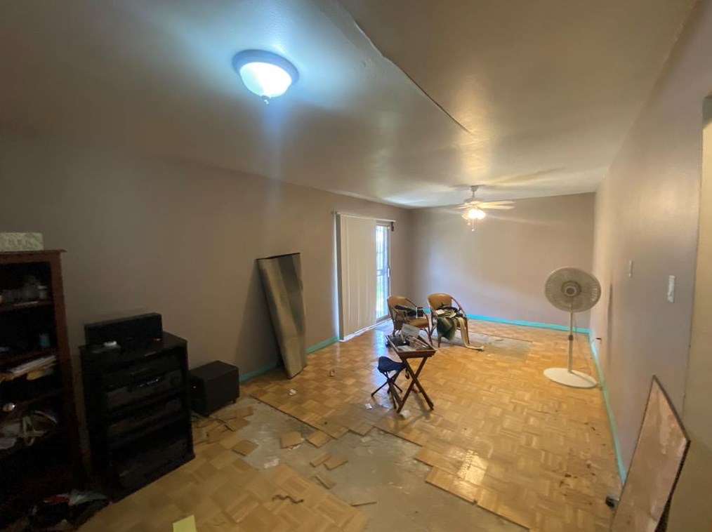 6434 Ludington Dr, Houston TX  77071-2617 exterior