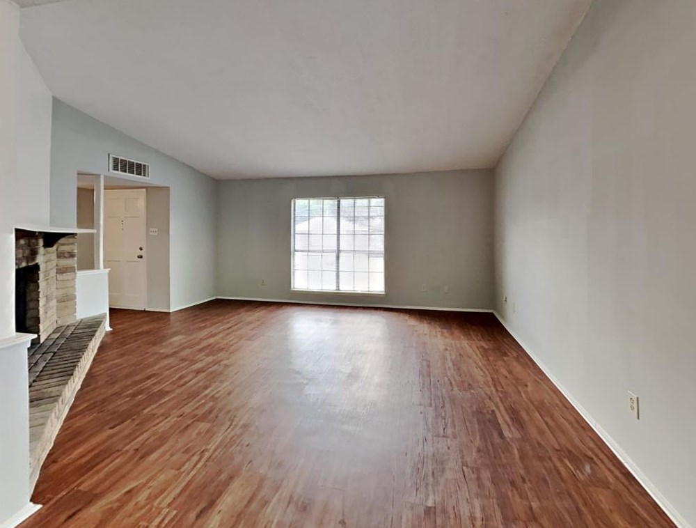 6646 Loch Langham Dr, Houston, TX 77084