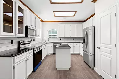 8010 Village Drive, Beaumont, TX 77713 - Photo 4