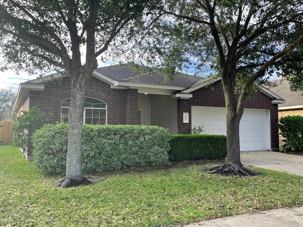 3215 Painted Meadow Cir, Katy TX  77449-4938 exterior