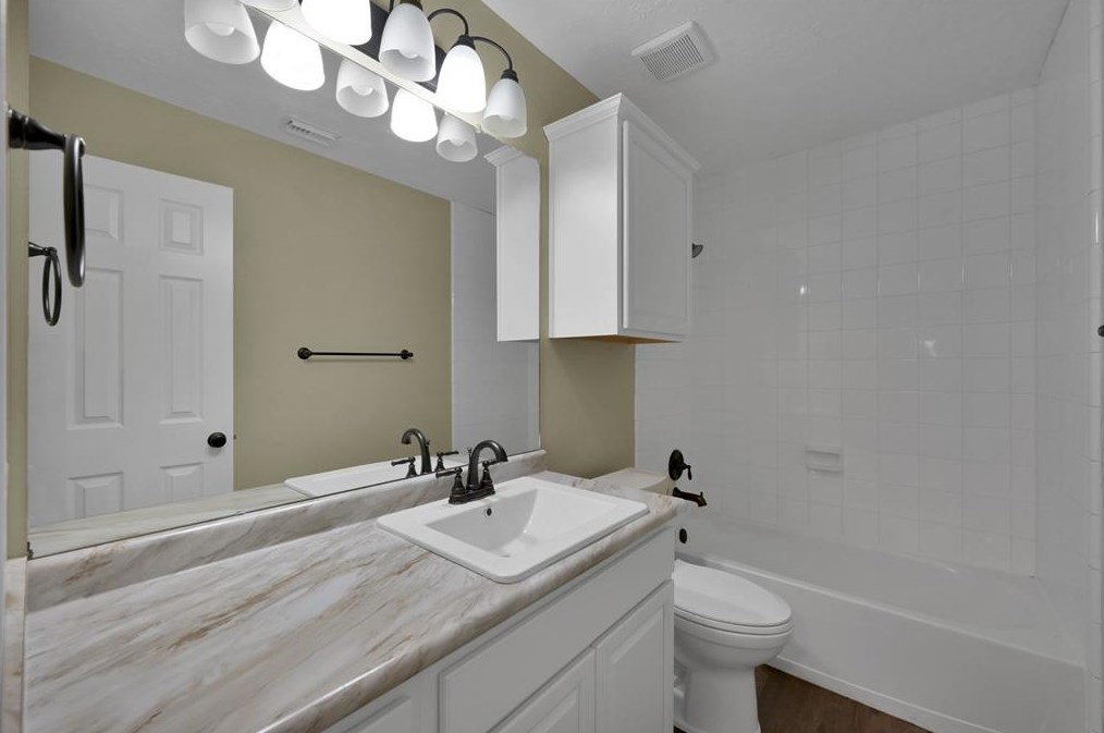 2211 Melanie Park Dr, Spring TX 77388-4184 exterior