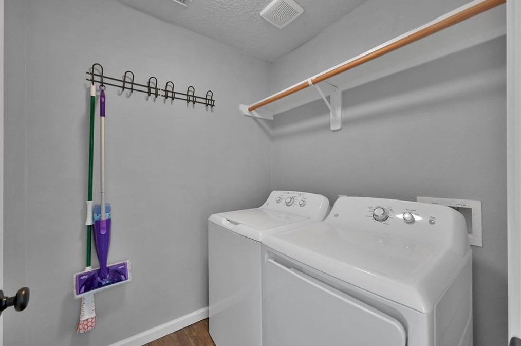 2211 Melanie Park Dr, Spring TX 77388-4184 exterior