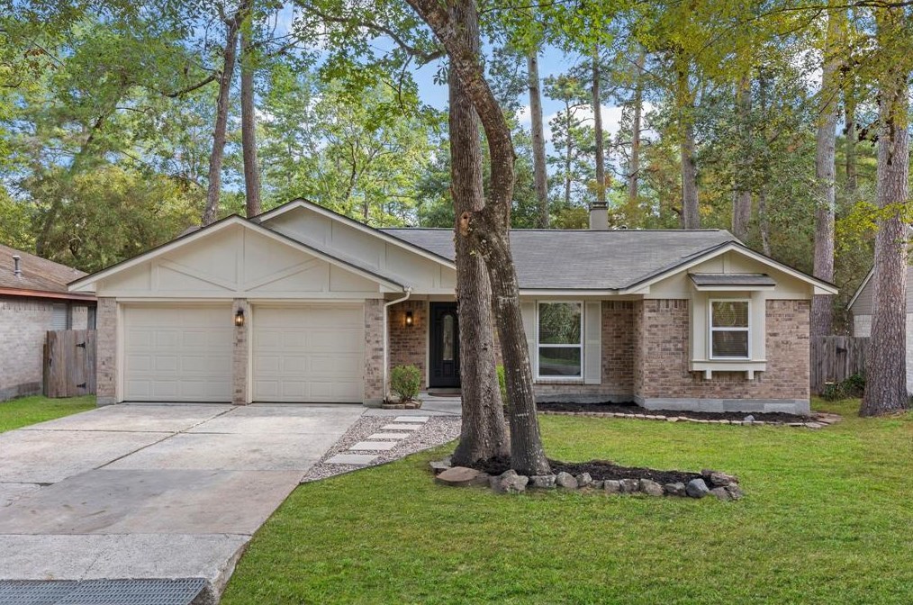 14 Early Dawn Ct, Spring TX  77381-3713 exterior
