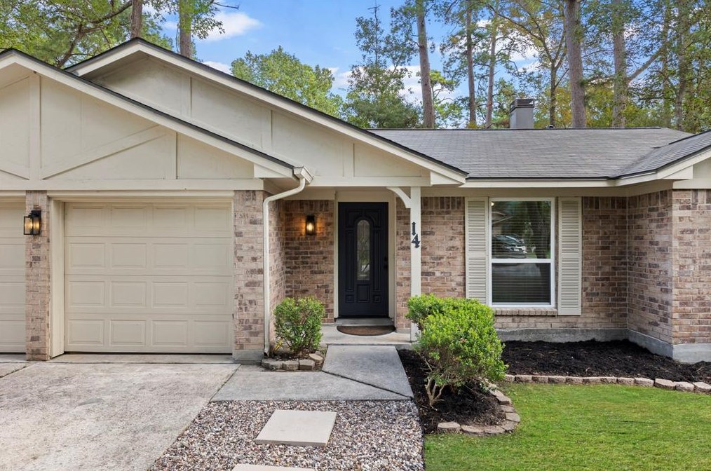 14 Early Dawn Ct, Spring TX  77381-3713 exterior