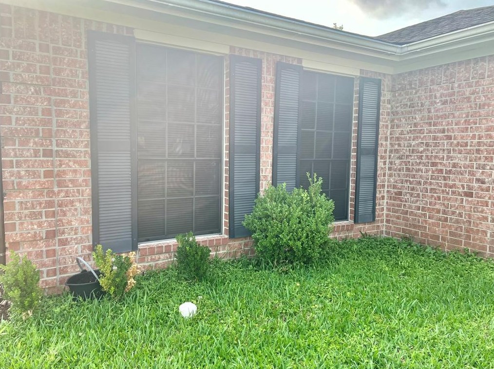 12931 Rockford Dr, Houston, TX 77048