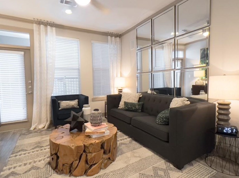 180 W Gray St #1310, Houston, TX 77019