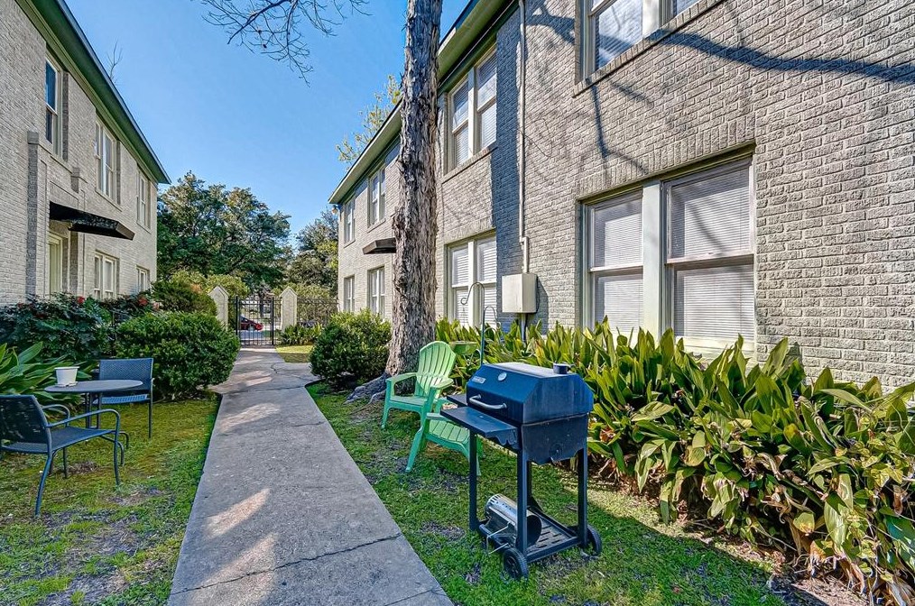 1024 Heights Blvd #3, Houston, TX 77008