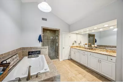 219 Briarwood Drive, Bellville, TX 77418 - Photo 6