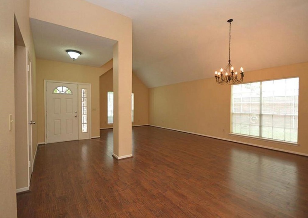 15 Stony Bridge Ct, Spring TX  77381-4402 exterior