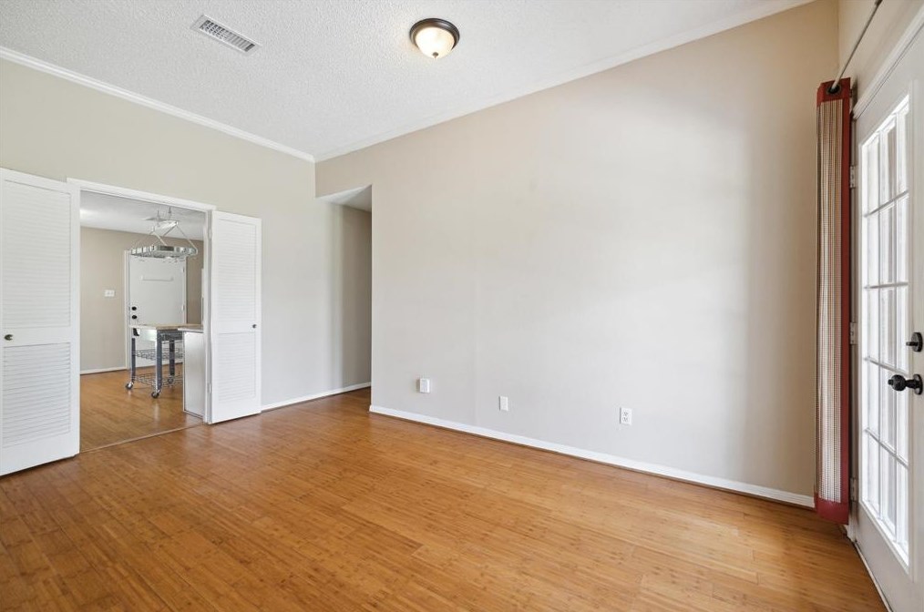 9835 Haverdown Dr, Houston, TX 77065-3912