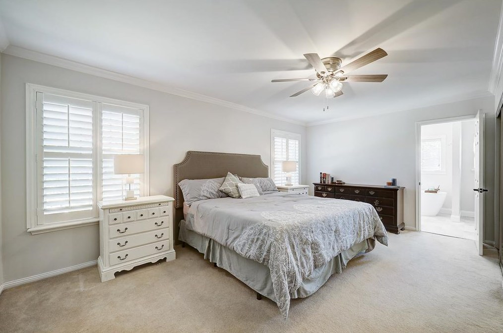 14203 Apple Tree Rd, Houston TX  77079-6601 exterior