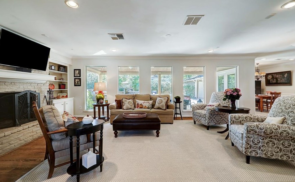 14203 Apple Tree Rd, Houston TX  77079-6601 exterior