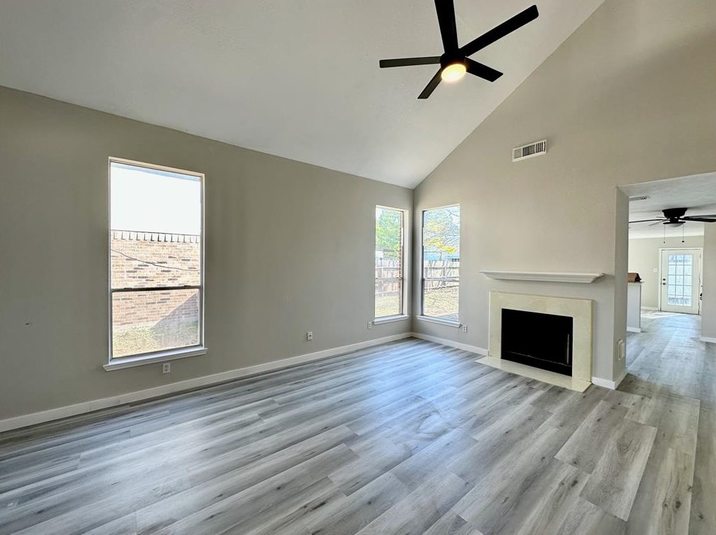 5607 Imperial Grove Dr, Houston TX  77066-5159 exterior