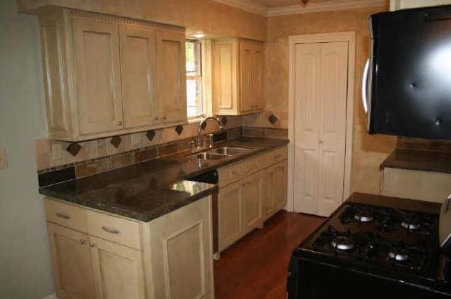 5610 Effingham Dr, Houston TX  77035-4340 exterior