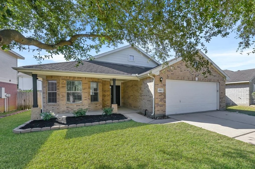 19915 Sternwood Manor Dr, Spring, TX 77379-5066