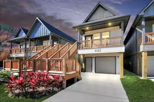 442 6th St, Dickinson, TX 77539 - Photo 1