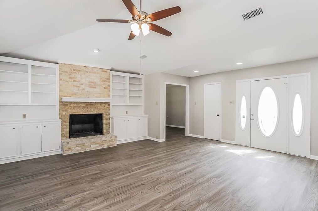 2903 Country Club Blvd, Sugar Land TX  77478-3627 exterior