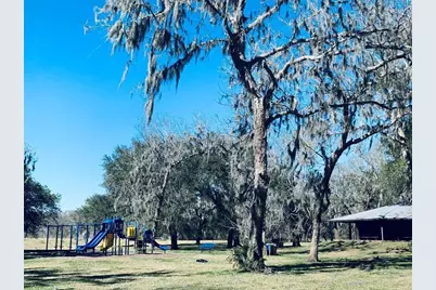 330 Sandy Trail, Angleton, TX 77515 - Photo 10