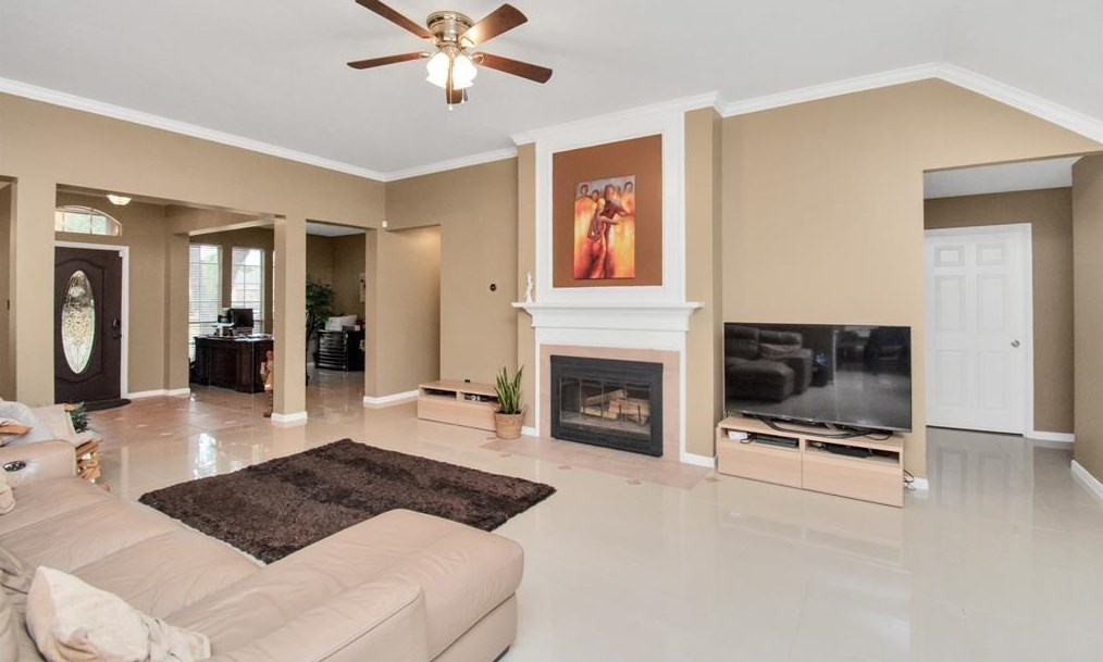 23311 Gable Lodge Dr, Katy TX  77494-2167 exterior