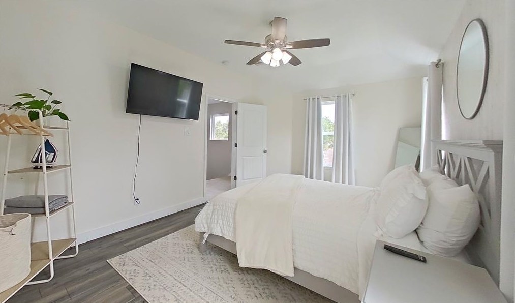 10747 Dulcimer St, Houston TX  77051-4125 exterior