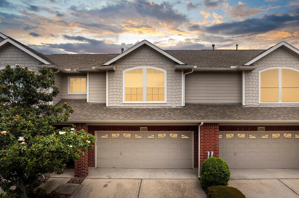 10928 Chazenwood Dr, Houston, TX 77064-4639
