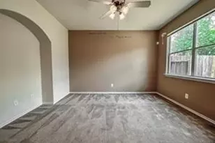 17606 Bering Bridge Ln, Humble, TX 77346 - Photo 6