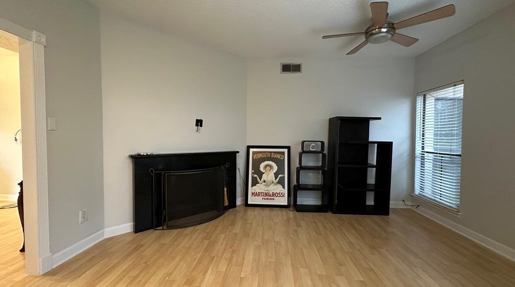 3718 Woodchase Dr # 61d, Houston, TX