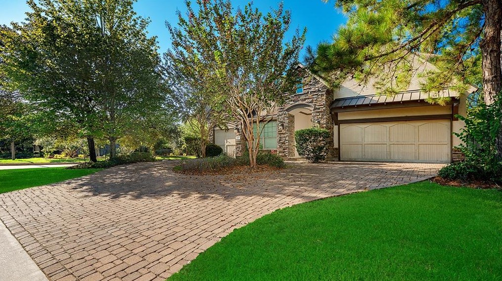23 Cotillion Ct, Spring, TX 77382-2738