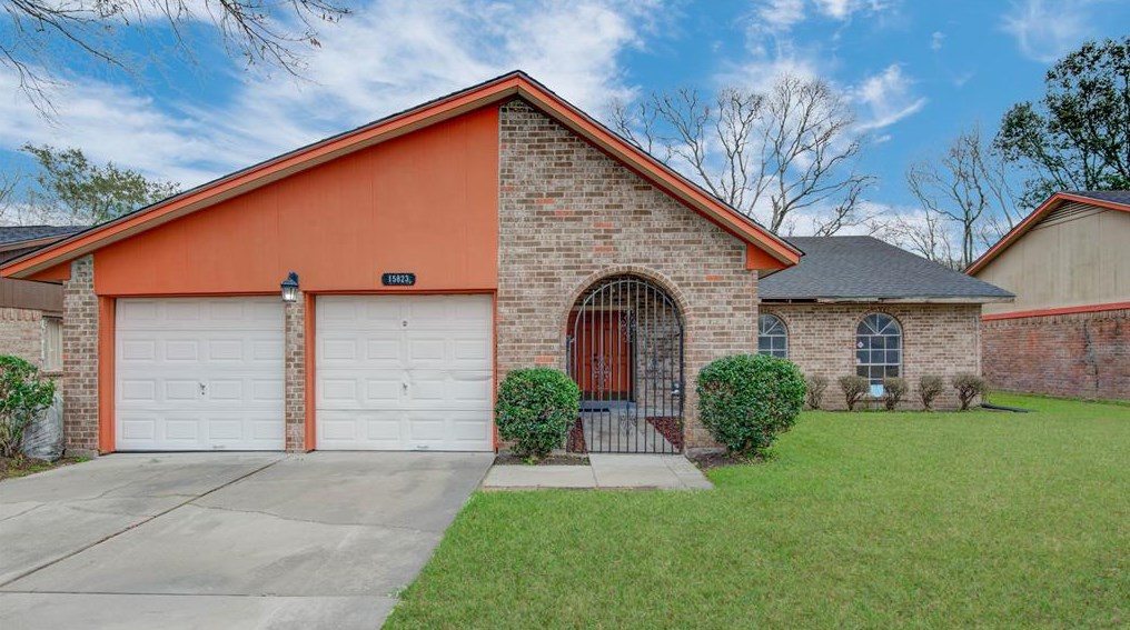 15823 Ruppstock Dr, Missouri City, TX 77489