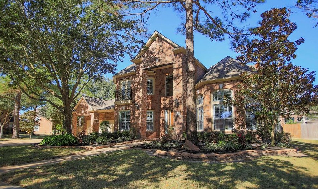 16522 Willow Fairway Dr, Houston, TX 77095-4984