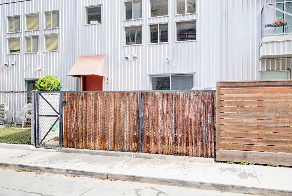 916 Ruthven St, Houston, TX 77019