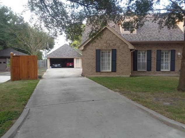11430 Valley Stream Dr, Houston, TX 77043