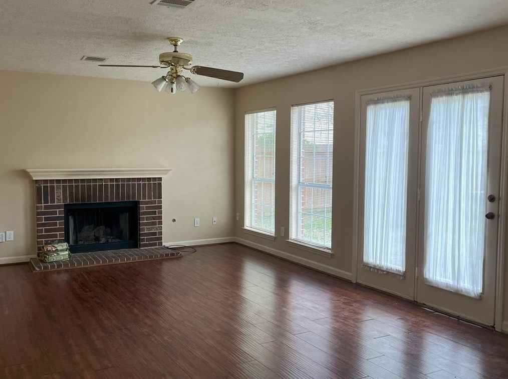 13818 Marbledale Ct, Houston, TX 77059