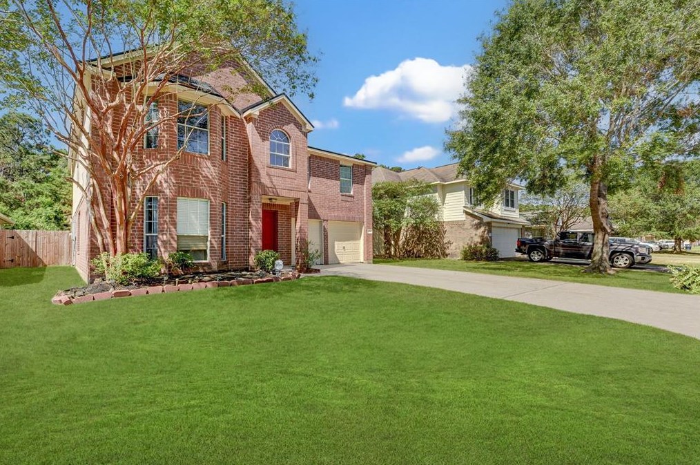 18427 Atascocita Meadows Dr, Humble, TX 77346