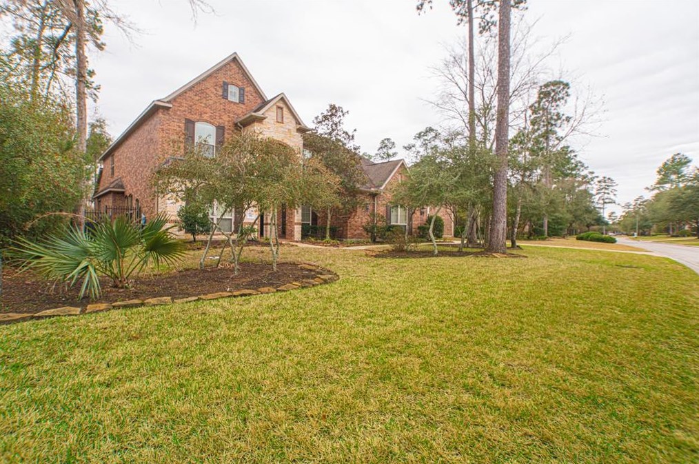 110 Veilwood Cir, Spring TX  77382-4503 exterior