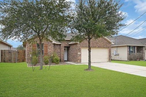 2307 Shady Tree Ln, Conroe, TX 77301