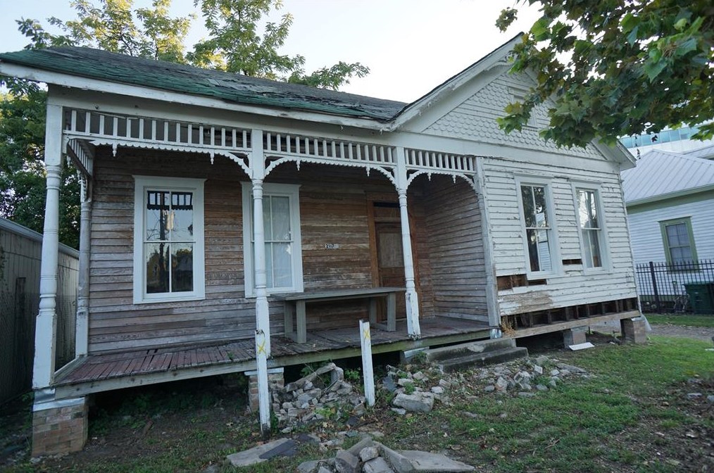 2117 Lubbock St, Houston, TX 77007-7652