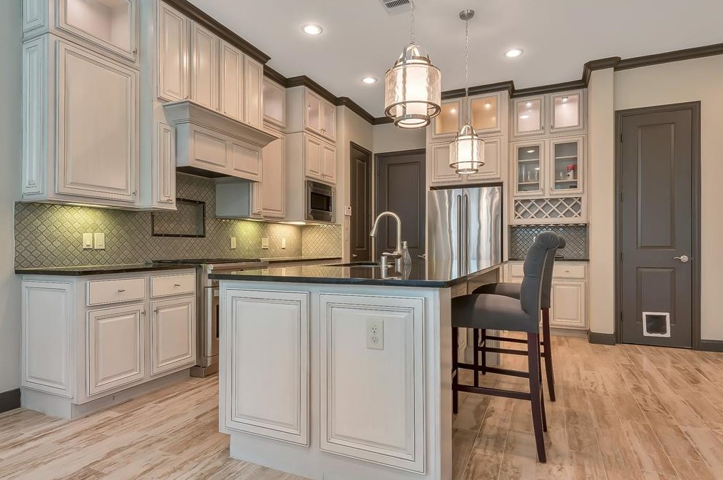 15 Herons Flight Pl, Spring TX  77389-2877 exterior
