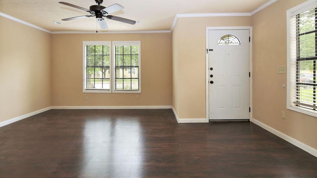 1117 James St, Deer Park, TX 77536