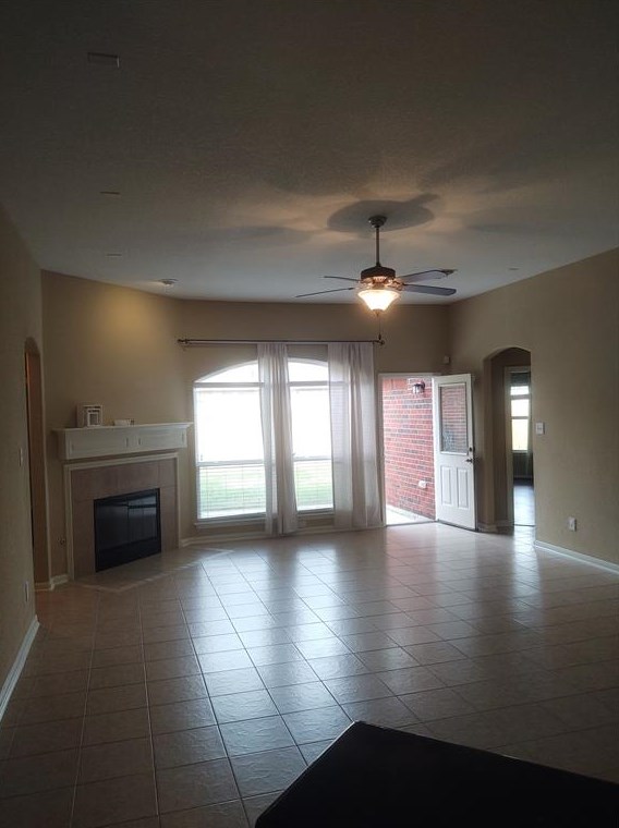 13815 Windsor Garden Ln, Houston, TX 77044