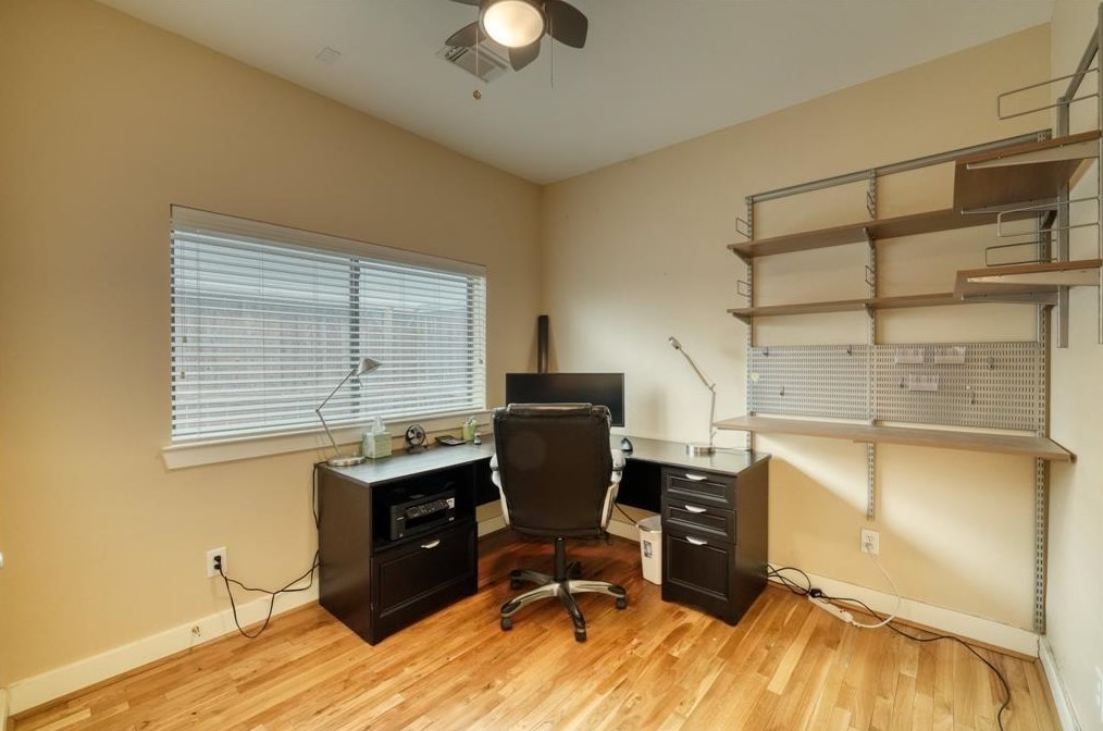 2210 Bastrop St, Houston TX  77003-5916 exterior