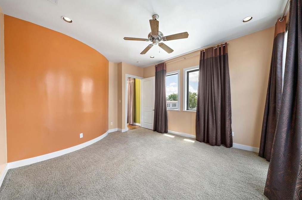 4808 Chenevert St, Houston TX  77004-4127 exterior