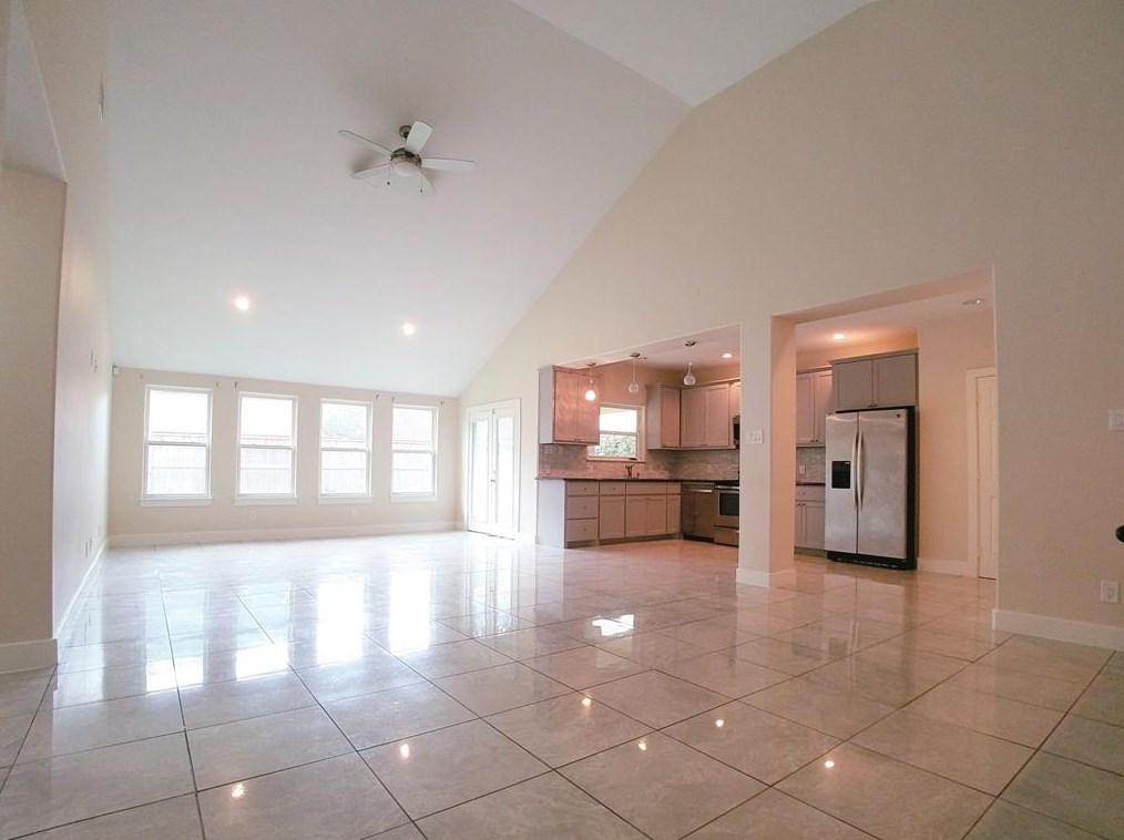 7211 Wind Dale St, Houston, TX 77040-3448